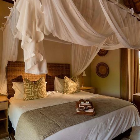 Giraffe Lodge Hoedspruit Bagian luar foto
