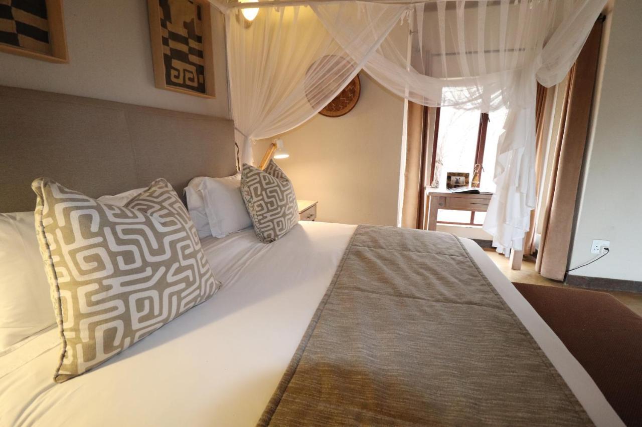Giraffe Lodge Hoedspruit Bagian luar foto