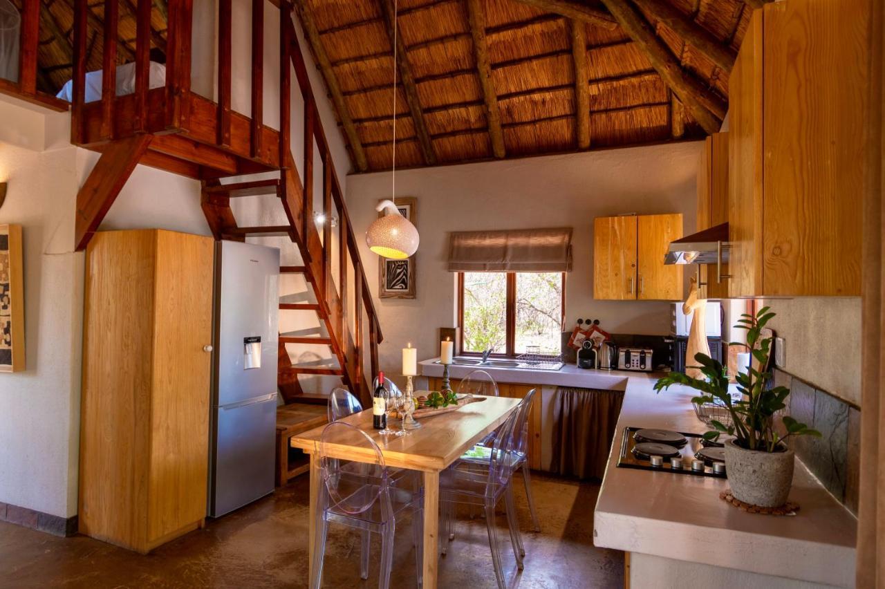 Giraffe Lodge Hoedspruit Bagian luar foto