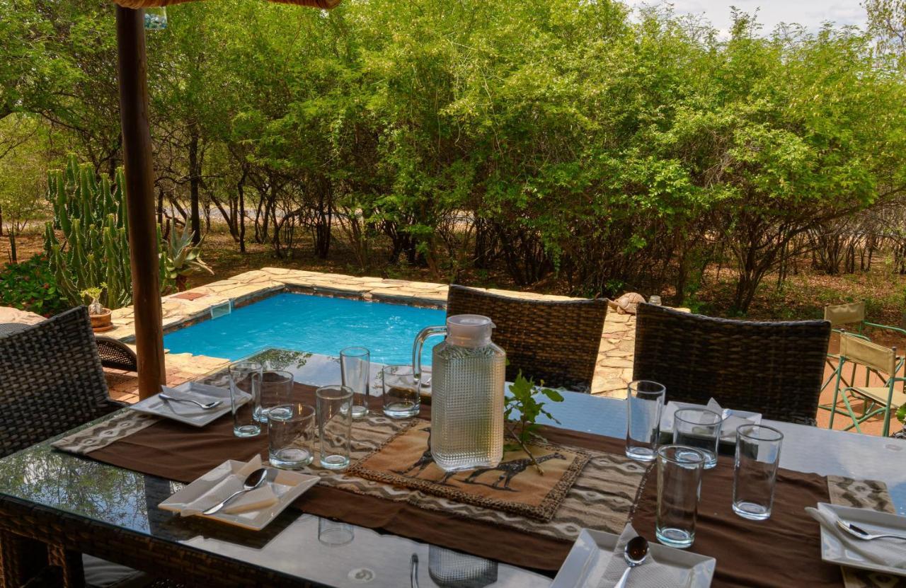 Giraffe Lodge Hoedspruit Bagian luar foto