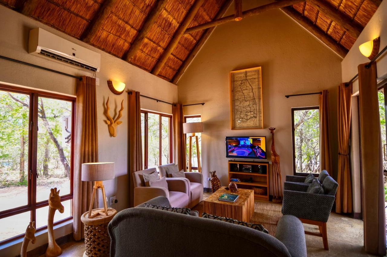 Giraffe Lodge Hoedspruit Bagian luar foto